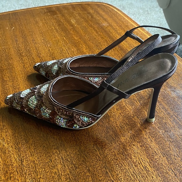 Bundle Deal!! Shoes and purse - Picture 3 of 3